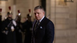 Lettland und Litauen verweigern Fico Überflug nach Moskau — RT DE