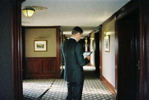 Der AfD-Verbanner vom Tiergarten: Wenn Haltung das Handwerk frisst