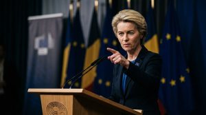 Von der Leyen erpresst das „neue“ Ungarn und schickt EU-Aufpasser nach Budapest